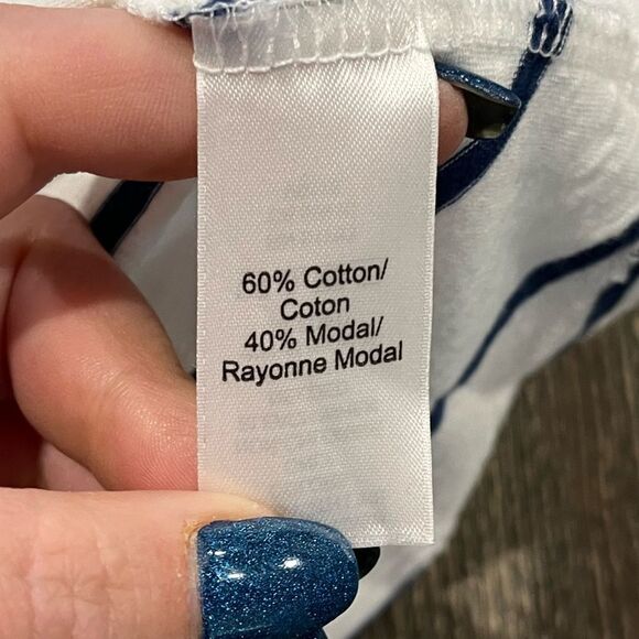 Maurices 24/7 Dawson Striped Drop Shoulder Tee Scoop Neck Black White Size Small - Picture 3 of 4